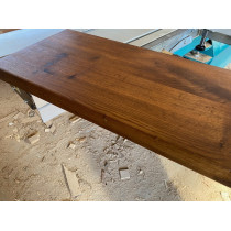 Eiche gedämpft, ähnlich Nussbaum, Treppenstufe, Trittstufe, Holzstufe, Baumkante, Massivholz, 90x28x4cm